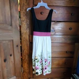 Spring casual flowers dress